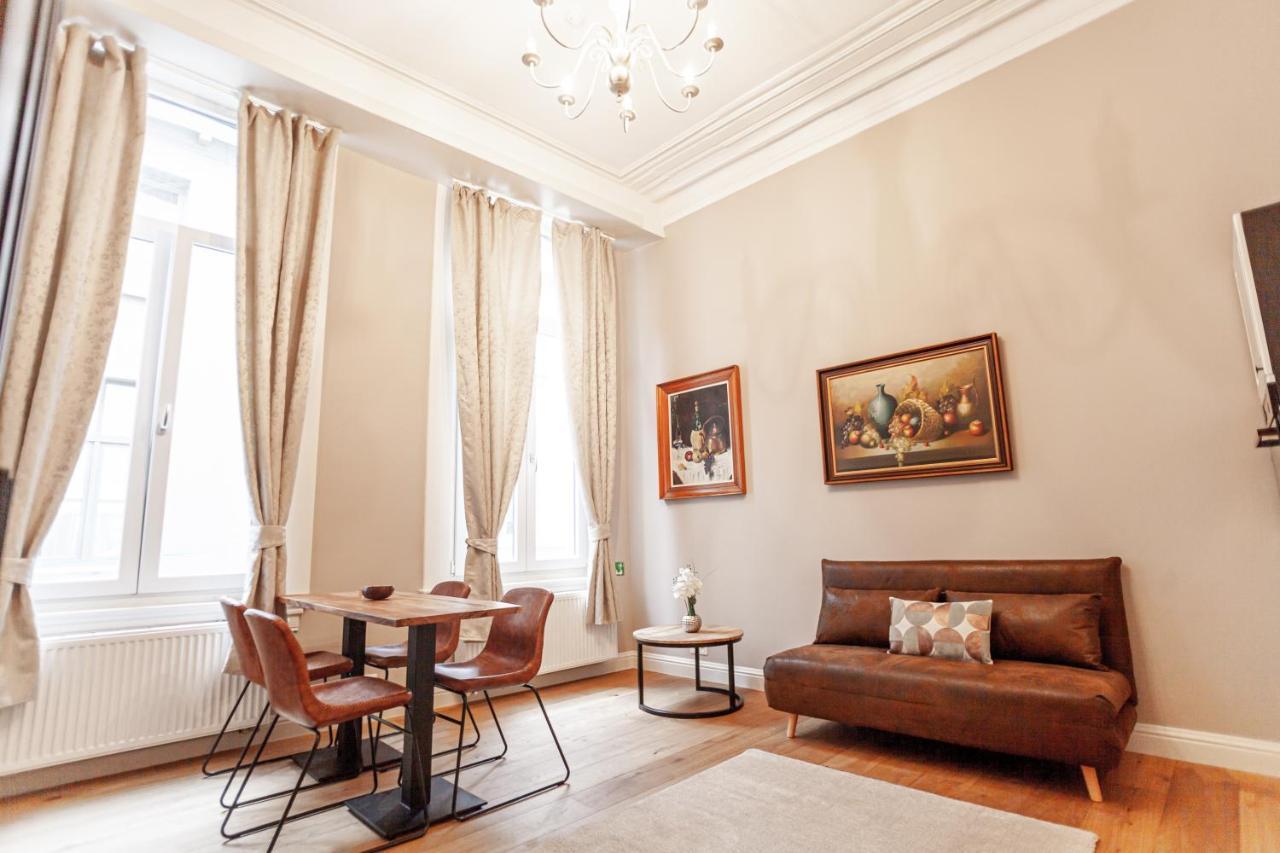 Luxury Suites Palace By Rikas Hotels Anvers Exterior foto