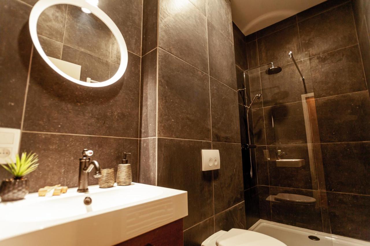 Luxury Suites Palace By Rikas Hotels Anvers Exterior foto
